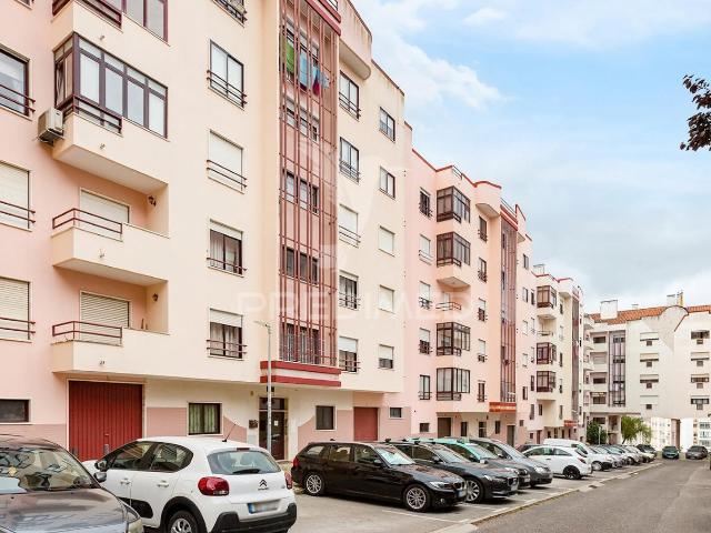 Apartamento venda em Serra da Amoreira, Odivelas