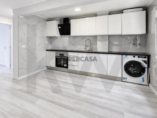 Casa venda em Laranjeiras, Almada