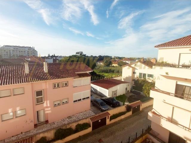 Apartamento alugar em Quinta de São Martinho, Cascais