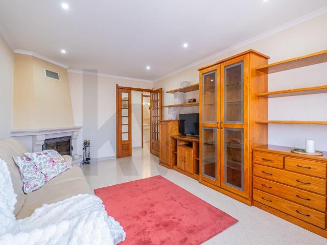 Apartamento venda em Ramalha, Almada