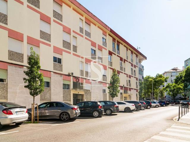 Apartamento venda em Amadora, Lisboa