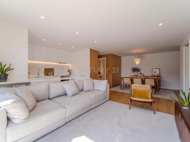 Apartamento venda em Porto