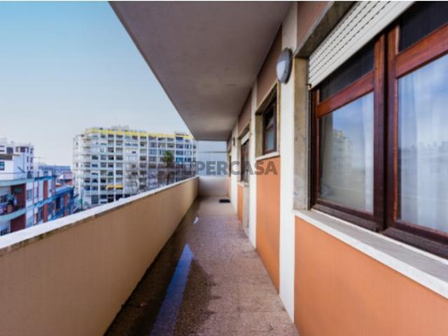 Casa venda em Almada, Setúbal