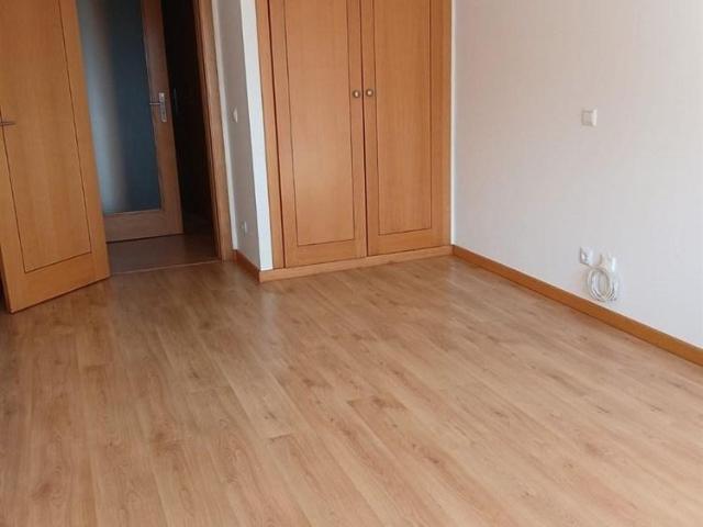 Apartamento alugar em Bairro dos Capuchos, Leiria
