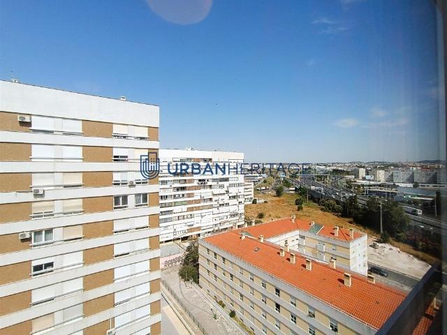 Apartamento alugar em Santiago Dos Velhos, Lisboa