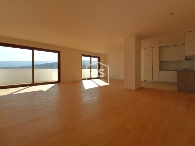 Apartamento alugar em Gração, Castelo De Paiva