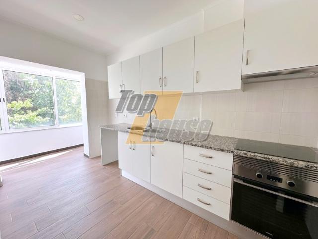 Apartamento alugar em Almada, Setúbal