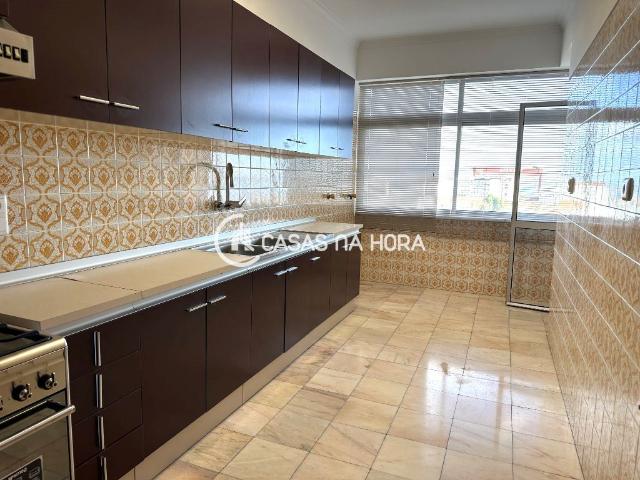 Apartamento alugar em Torcatas, Almada