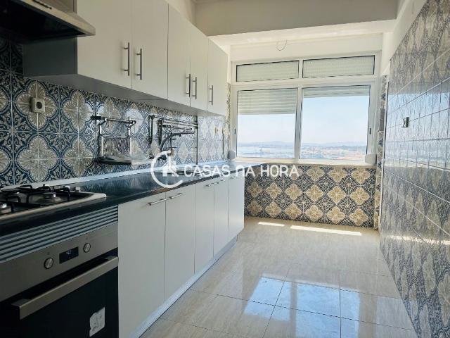 Apartamento alugar em Torcatas, Almada