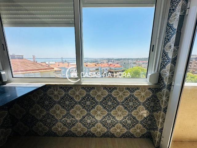 Apartamento alugar em Torcatas, Almada