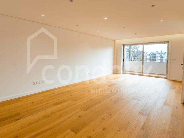 Apartamento venda em Porto