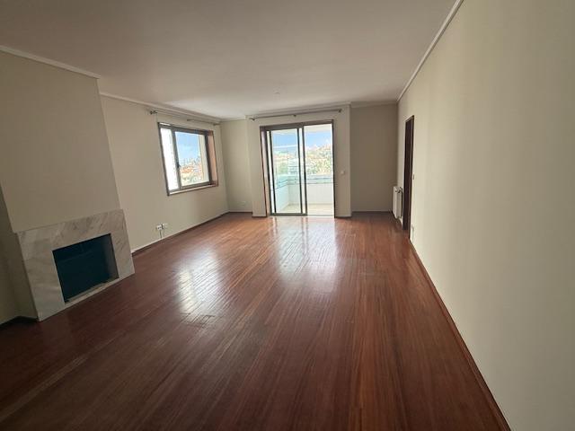 Apartamento alugar em Porto, Aldoar