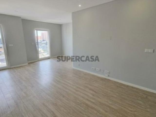 Casa venda em Bairro das Granjas Novas, Odivelas