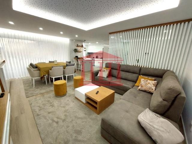 Apartamento venda em Vila Boa, Arcozelo