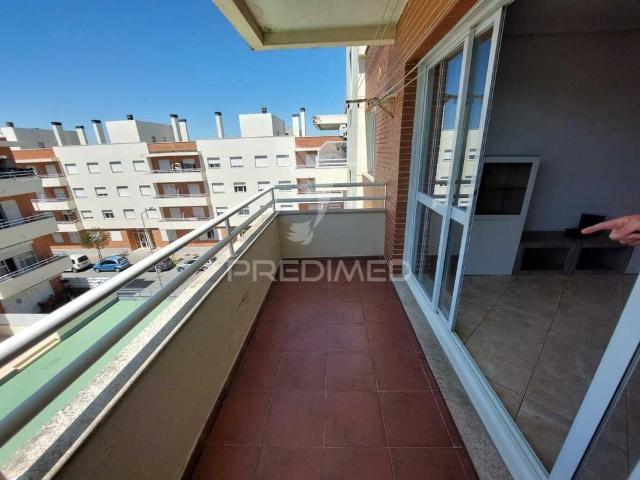 Apartamento alugar em Moita