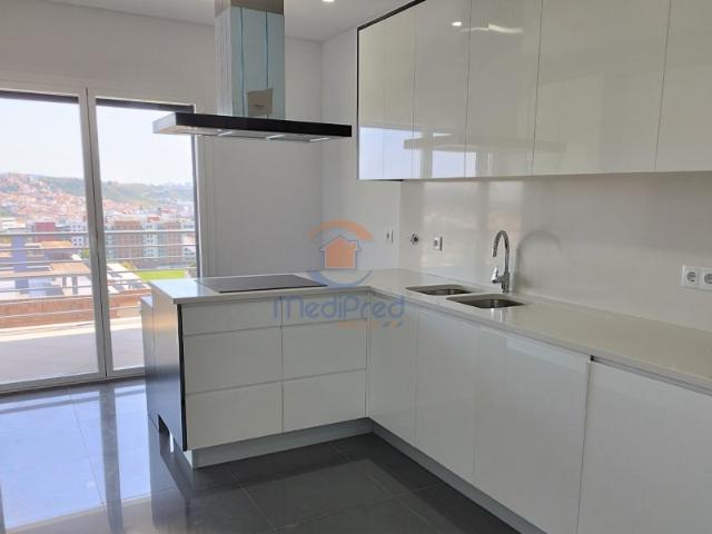 Apartamento venda em Colinas do Cruzeiro, Odivelas