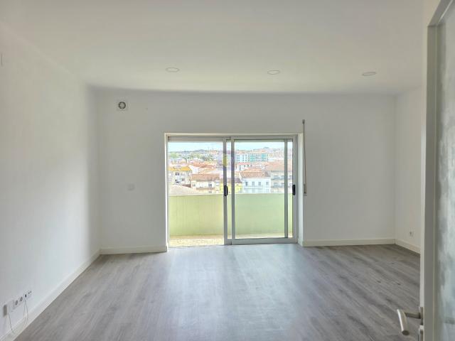 Apartamento alugar em Caldas Da Rainha, Leiria