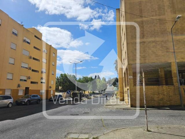 Apartamento venda em Bairro Quinta da Fonte, Santiago Dos Velhos