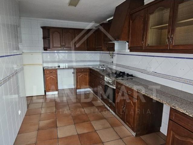 Apartamento alugar em Alcobaça, Leiria
