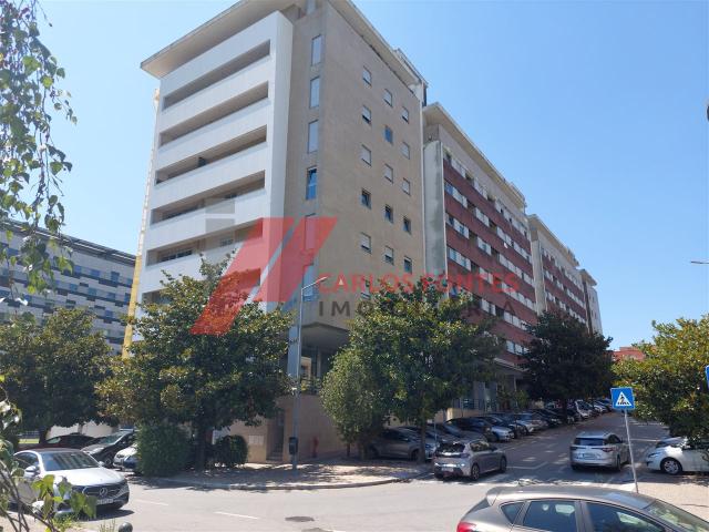 Apartamento alugar em Vila Nova De Famalicão, Regadas