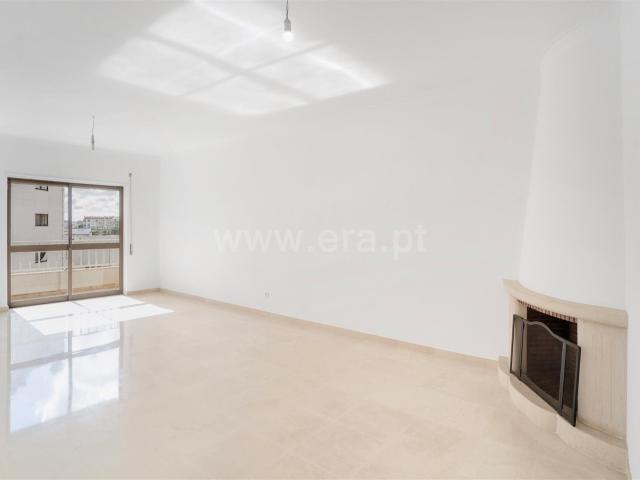 Apartamento venda em Cova do Picanço, Leiria