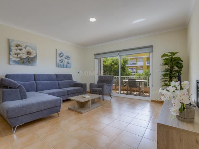 Apartamento alugar em Bairro da Abrótea, Lagos