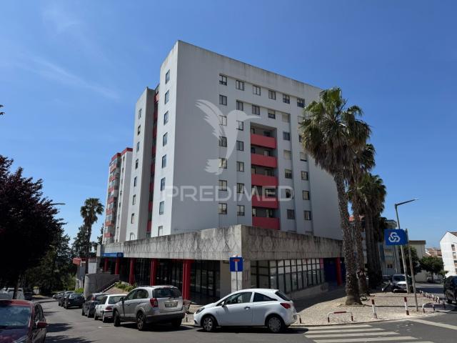 Apartamento venda em Serra da Amoreira, Odivelas