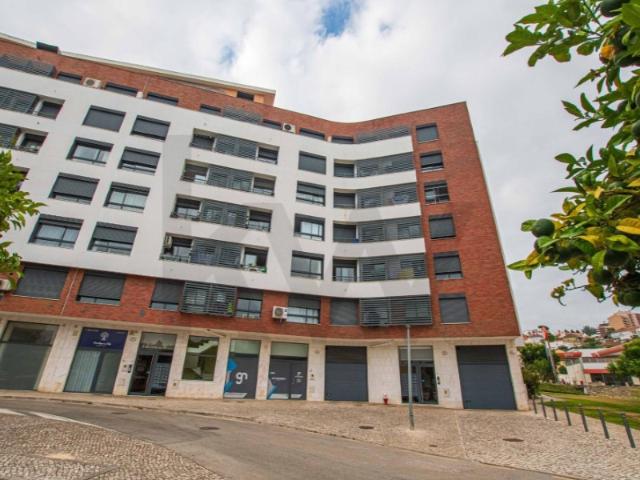 Apartamento venda em Alenquer (Santo Estêvão e Triana), Alenquer