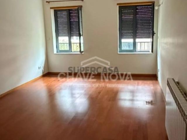 Casa venda em Oliveira do Douro, Vila Nova de Gaia