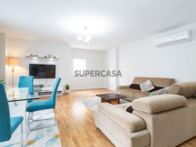 Casa venda em Damaia, Amadora