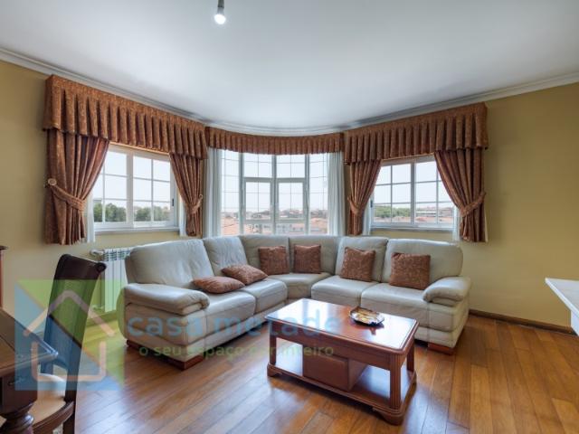 Apartamento venda em Algueirão-mem Martins
