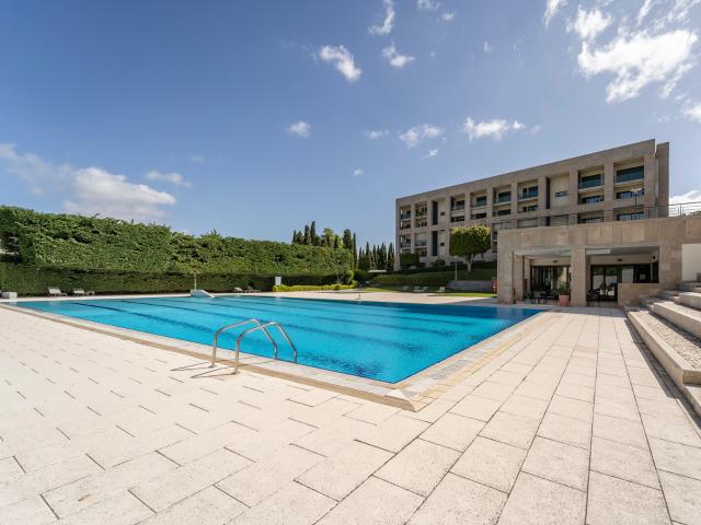 Apartamento alugar em São Francisco Xavier, Lisboa