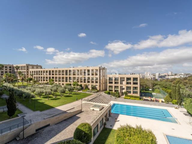 Apartamento alugar em São Francisco Xavier, Lisboa