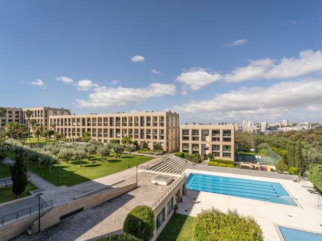 Apartamento alugar em São Francisco Xavier, Lisboa