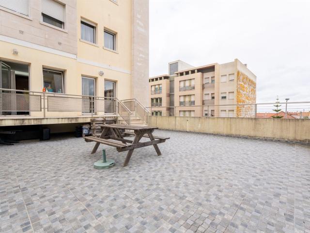 Apartamento venda em Santiago Dos Velhos, Lisboa