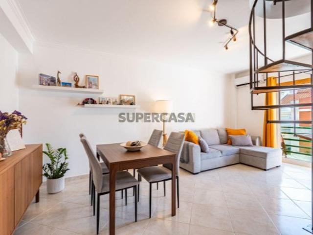 Casa venda em Vale Flores, Almada
