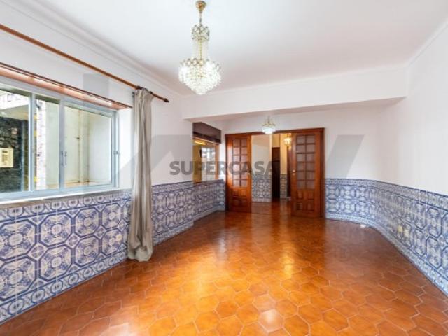 Casa venda em Mem Martins, Sintra