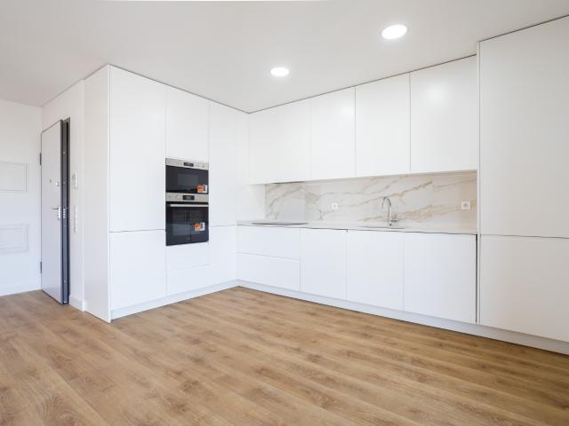 Apartamento venda em Torres da Bela Vista, Santiago Dos Velhos