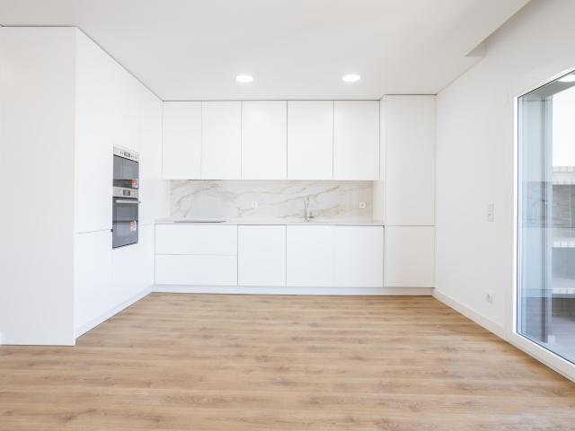 Apartamento venda em Torres da Bela Vista, Santiago Dos Velhos
