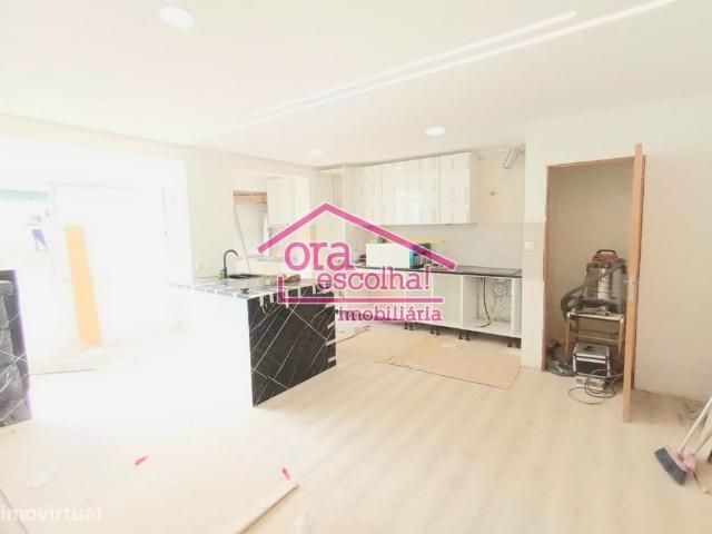Apartamento venda em Corroios, Quinta do Brasileiro