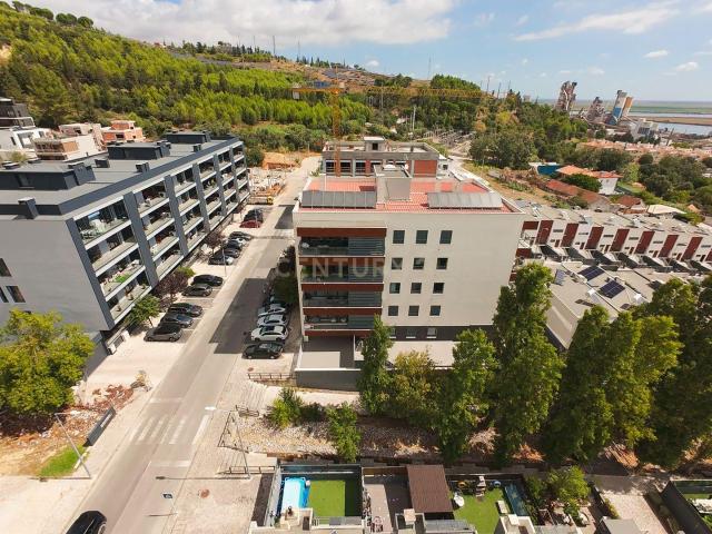Apartamento venda em Sobralinho, Lisboa