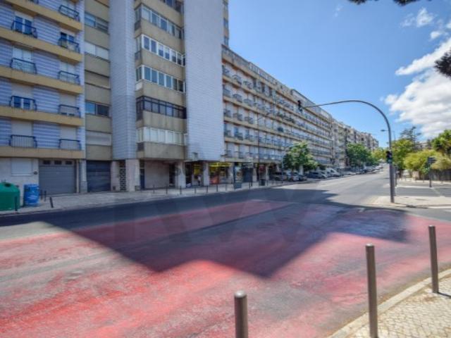 Casa venda em Bairro de Santa Cruz de Benfica, Lisboa