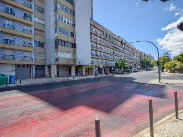 Apartamento venda em Bairro de Santa Cruz de Benfica, Lisboa