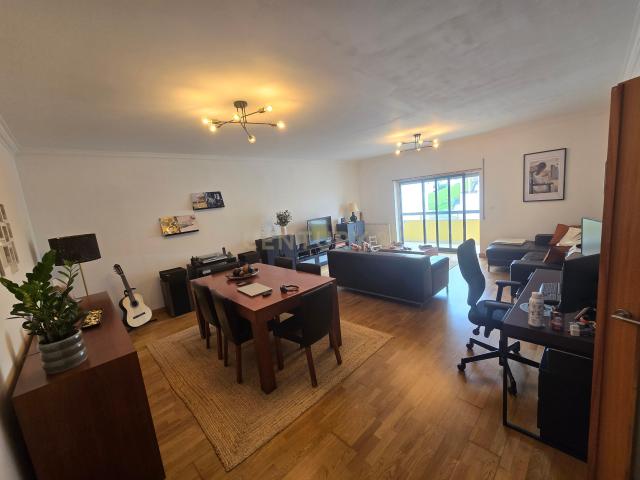 Apartamento venda em Urbanização Moinho do Guizo, Amadora