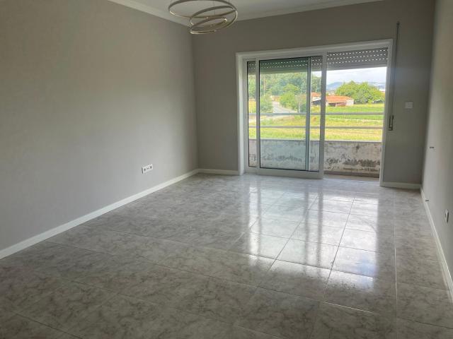 Apartamento alugar em Vistoria, Gavião