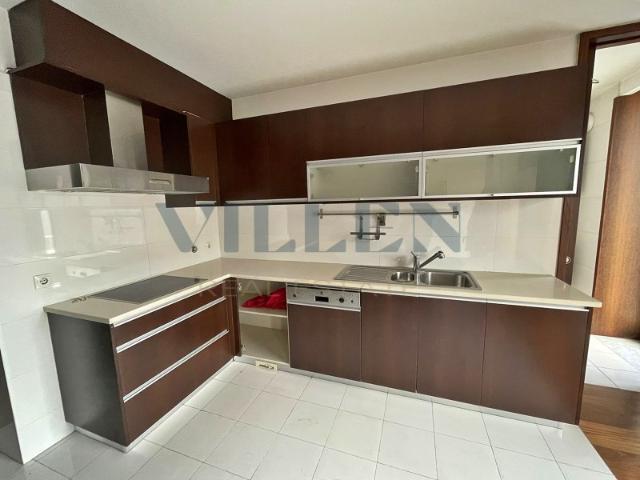 Apartamento venda em Santo Tirso, Burgães