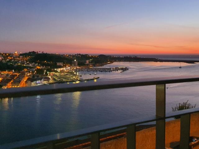 Apartamento alugar em Porto, Lordelo Do Ouro