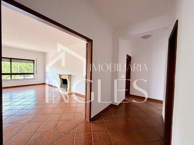 Apartamento alugar em Cidade de Santarém, Santarém