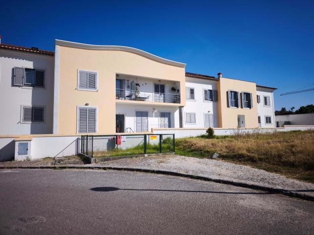 Apartamento alugar em Azeitão (São Lourenço e São Simão), Setúbal
