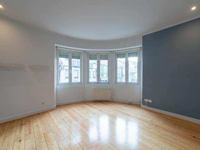 Apartamento alugar em São Vicente de Fora, Lisboa